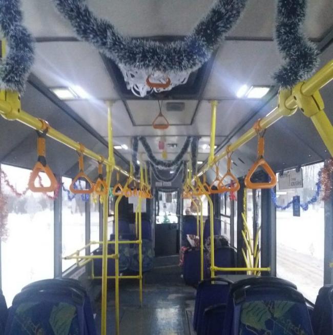 Учора в Рівному курсував різдвяний тролейбус (ФОТО, ВІДЕО)